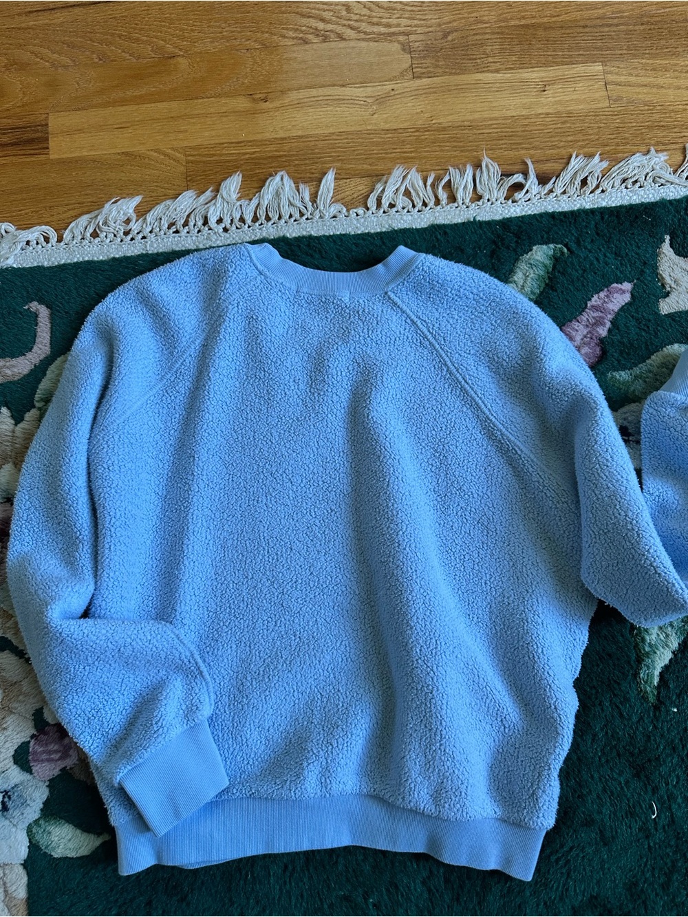 Perfectwhitetee Ziggy Sweatshirt powder blue size small - Picture 3 of 3